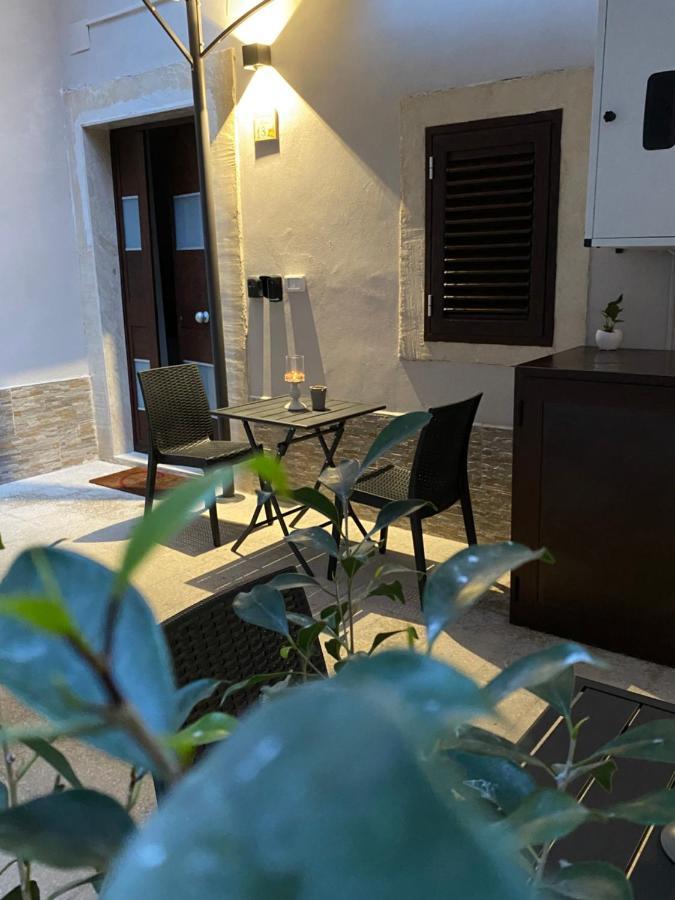 Il Cortiletto28 Rooms & House 锡拉库扎 外观 照片